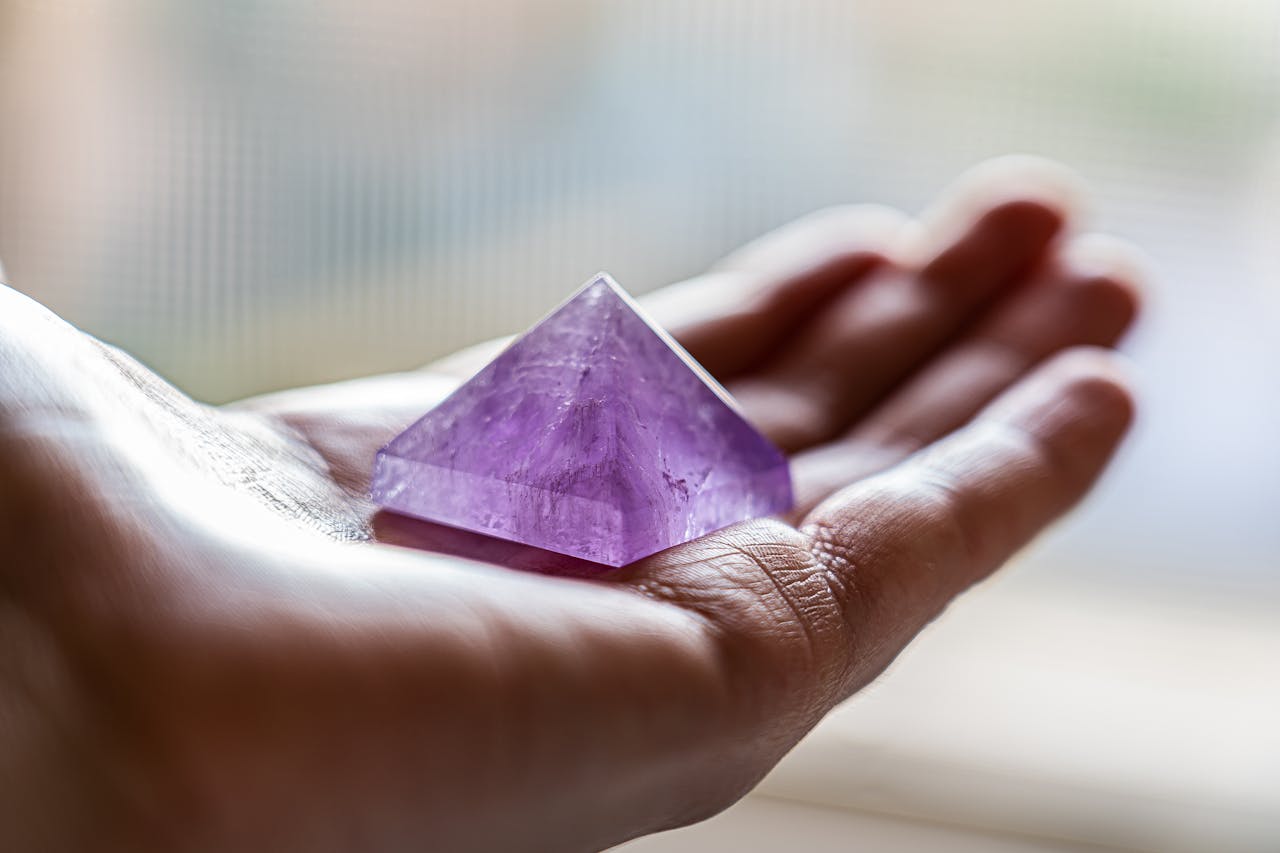 crystal-in-hand crystal-in-hand