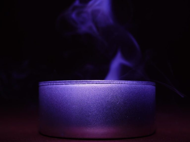 Balck Purple Glass - Zozo Portfolio Showcase
