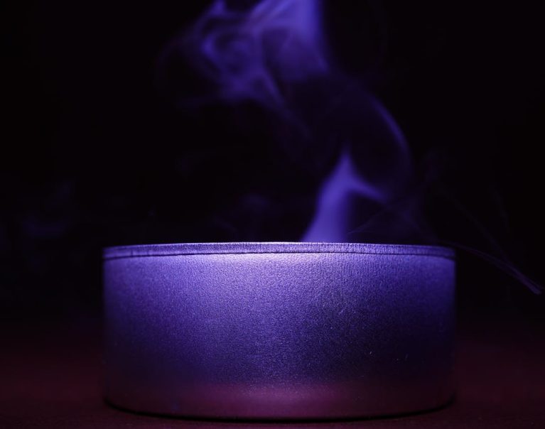 Balck Purple Glass - Zozo Portfolio Showcase