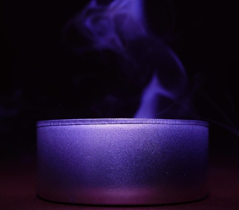 Balck Purple Glass - Zozo Portfolio Showcase