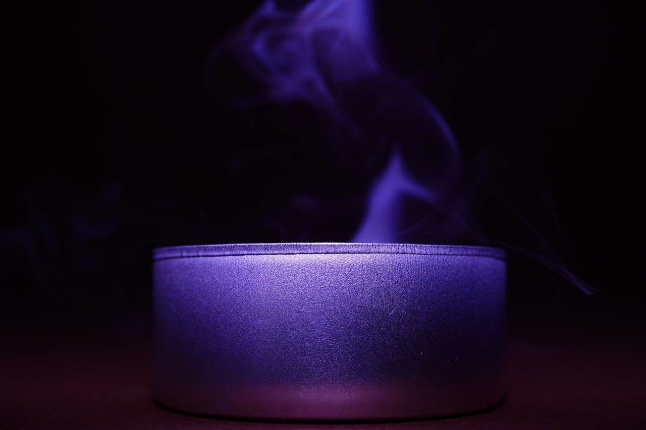 balck-purple-glass
