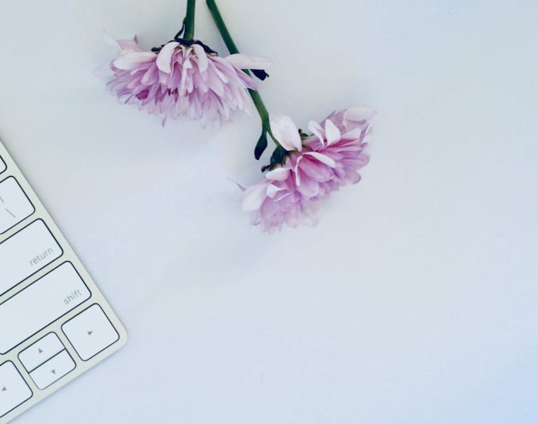 keyboard-with-flower