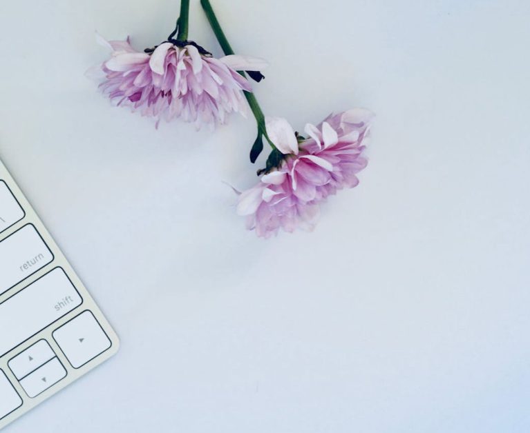 keyboard-with-flower