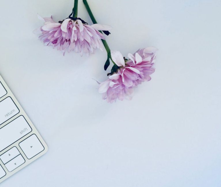 keyboard-with-flower